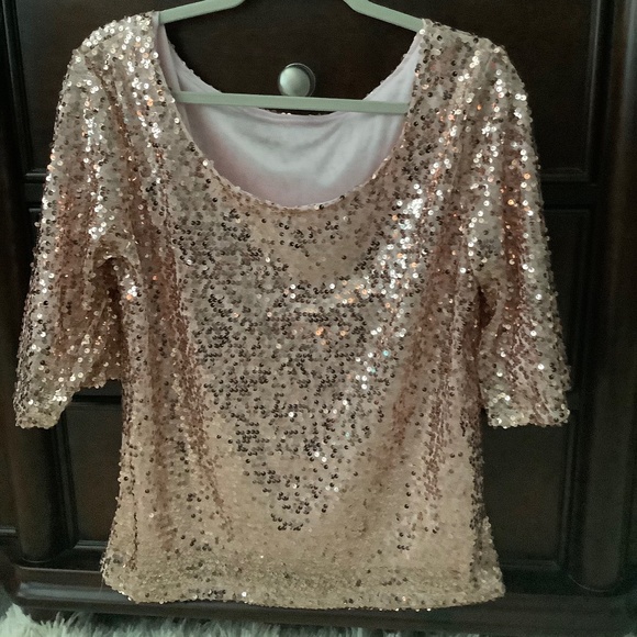 Peach Sequin 3/4 sleeve Top - Picture 1 of 1